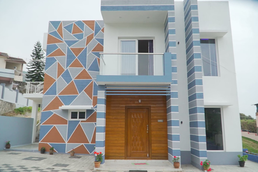 E7 Village Villa